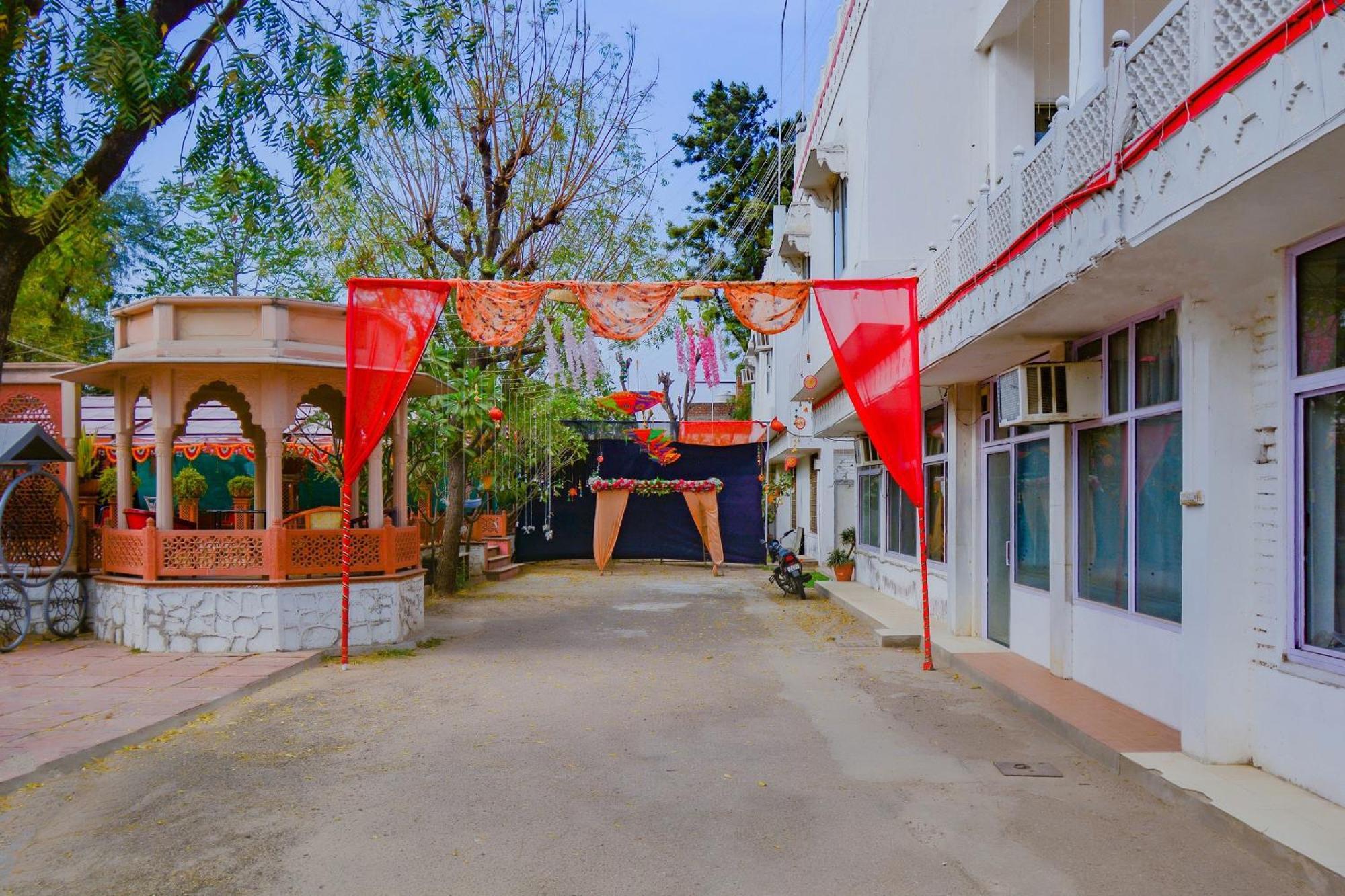 Hotel O Riders Resort Bagru エクステリア 写真